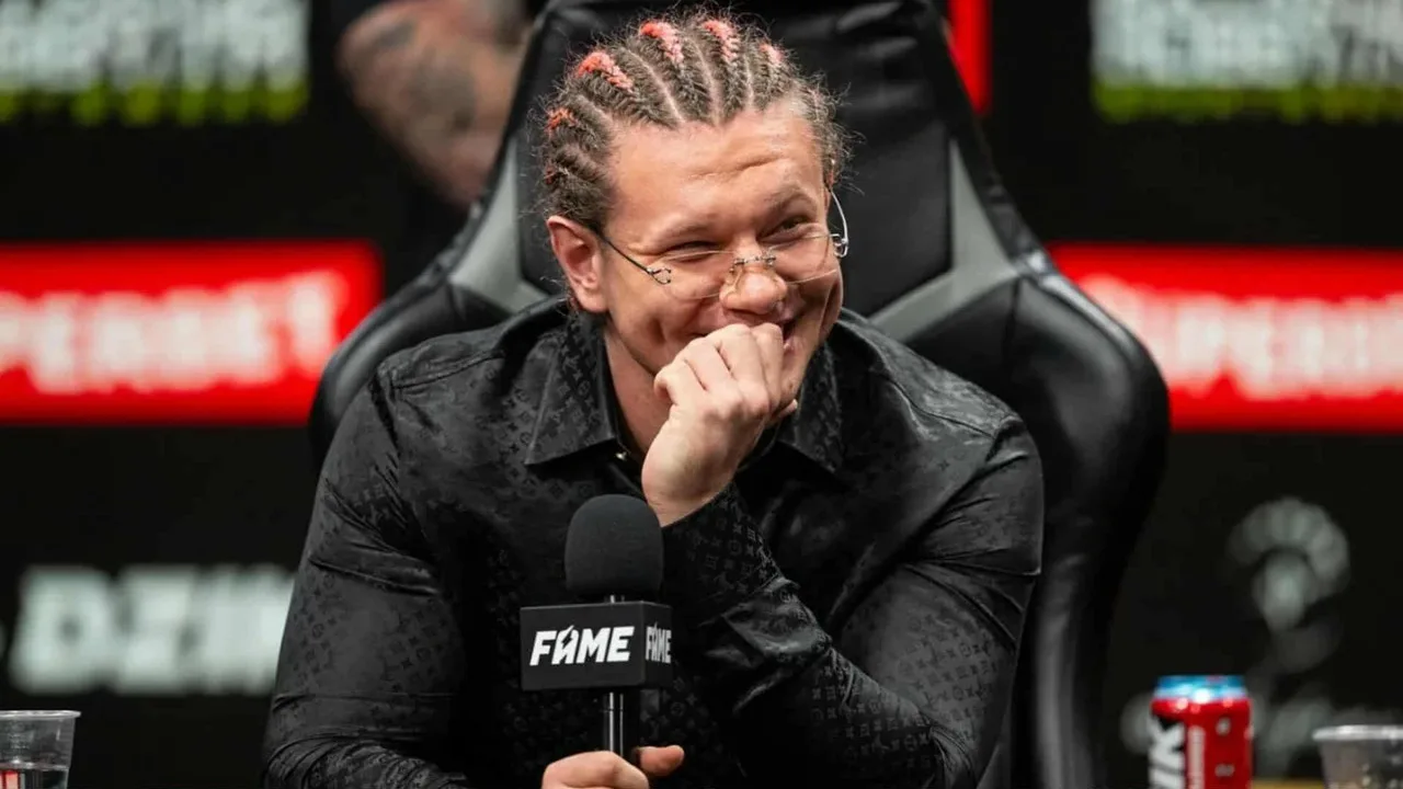 Natan Marcoń widziany na lotnisku w Czechach! Nie zawalczy na FAME 28 [ZDJĘCIE]