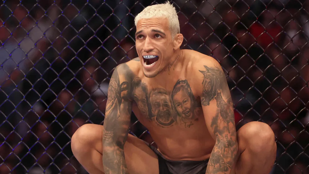 Charles Oliveira nie rezygnuje z marzeń! Były mistrz celuje w dwa pasy