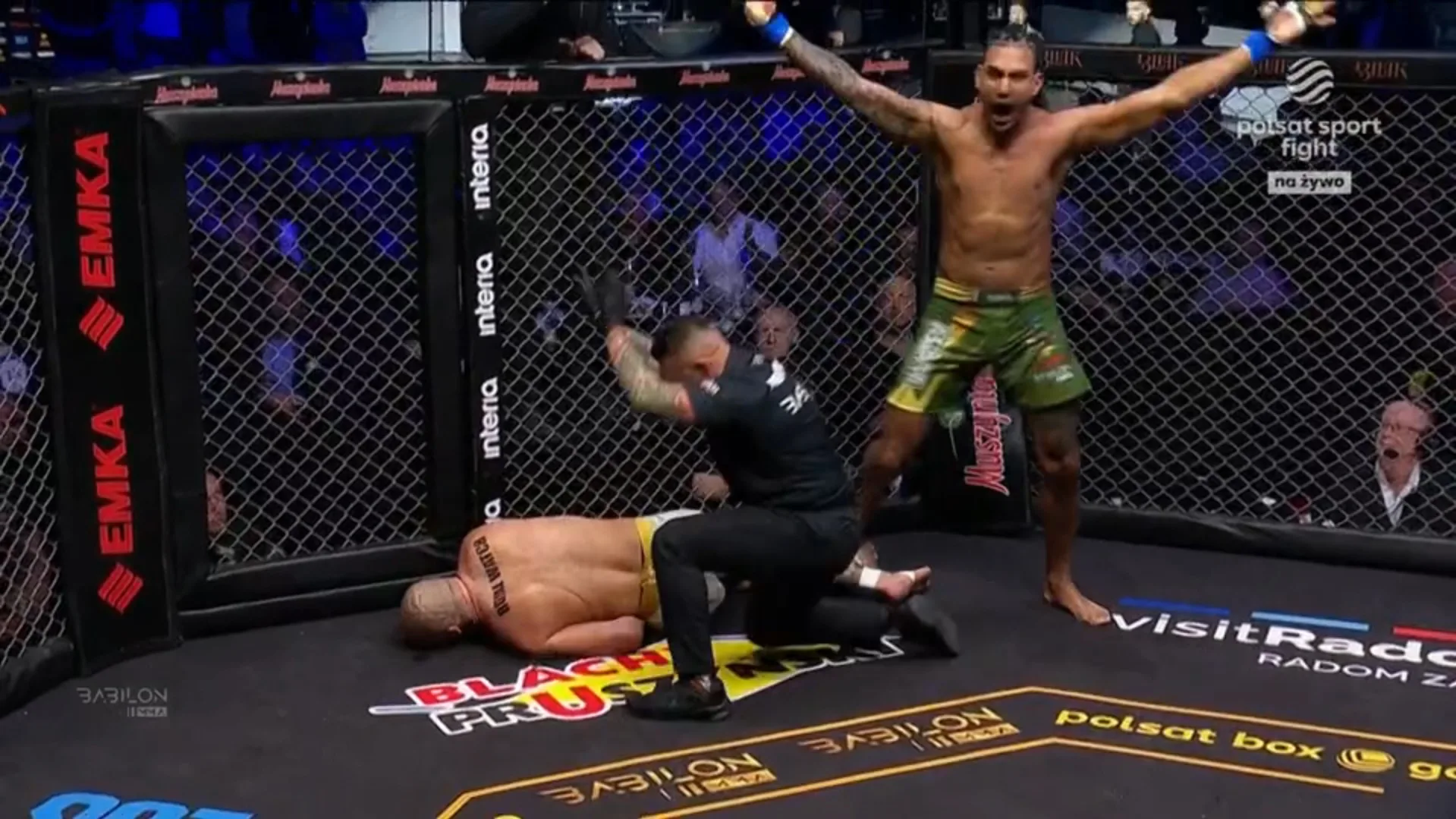 Babilon MMA 55: Jordan Nandor błyskawicznie udusił gilotyną Krzysztofa Głowackiego [WIDEO]