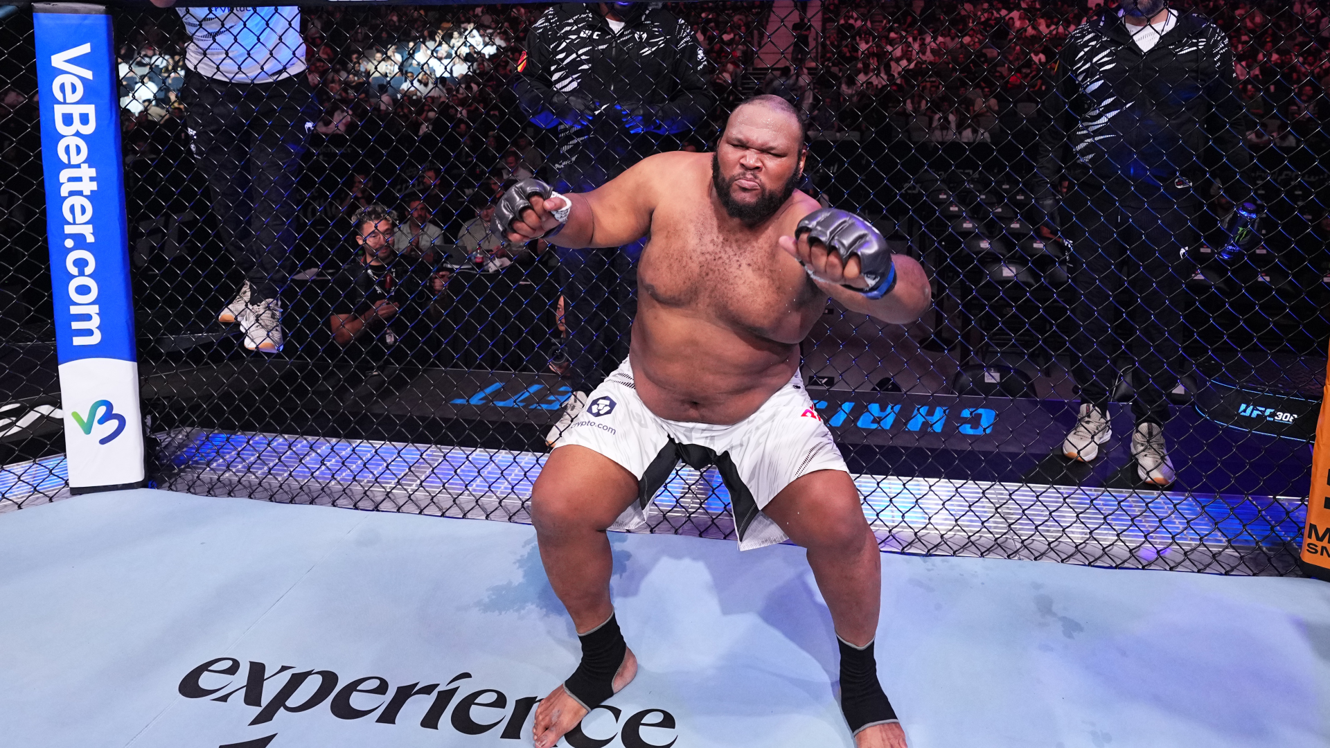 Charyzmatyczny Chris Barnett wolnym zawodnikiem. Amerykanin zwolniony z UFC