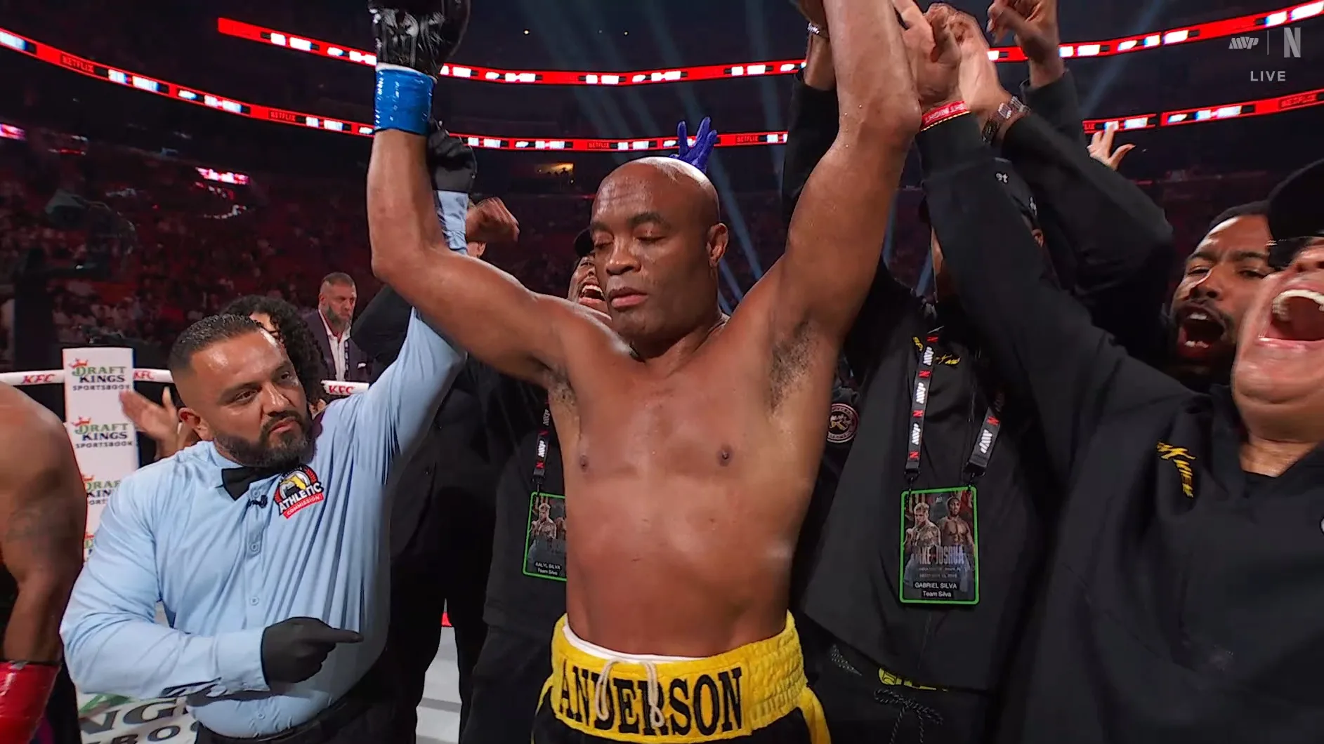 Anderson Silva gwałtownie skończył Tyrona Woodleya. Legenda górą w starciu byłych mistrzów UFC