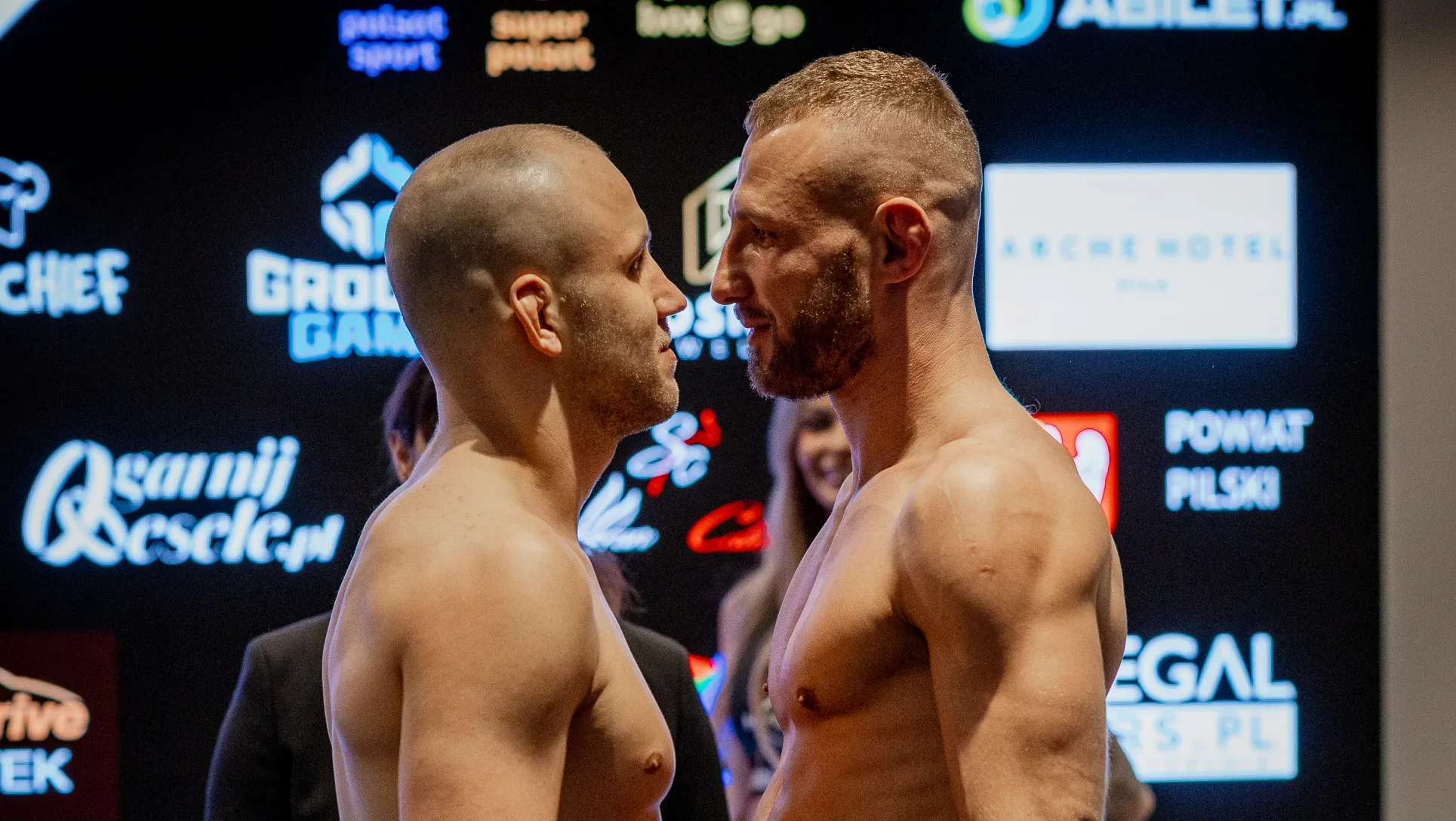 HYBRID MMA 10: Śmiełowski vs. Wyroślak – wyniki na żywo gali w Pile