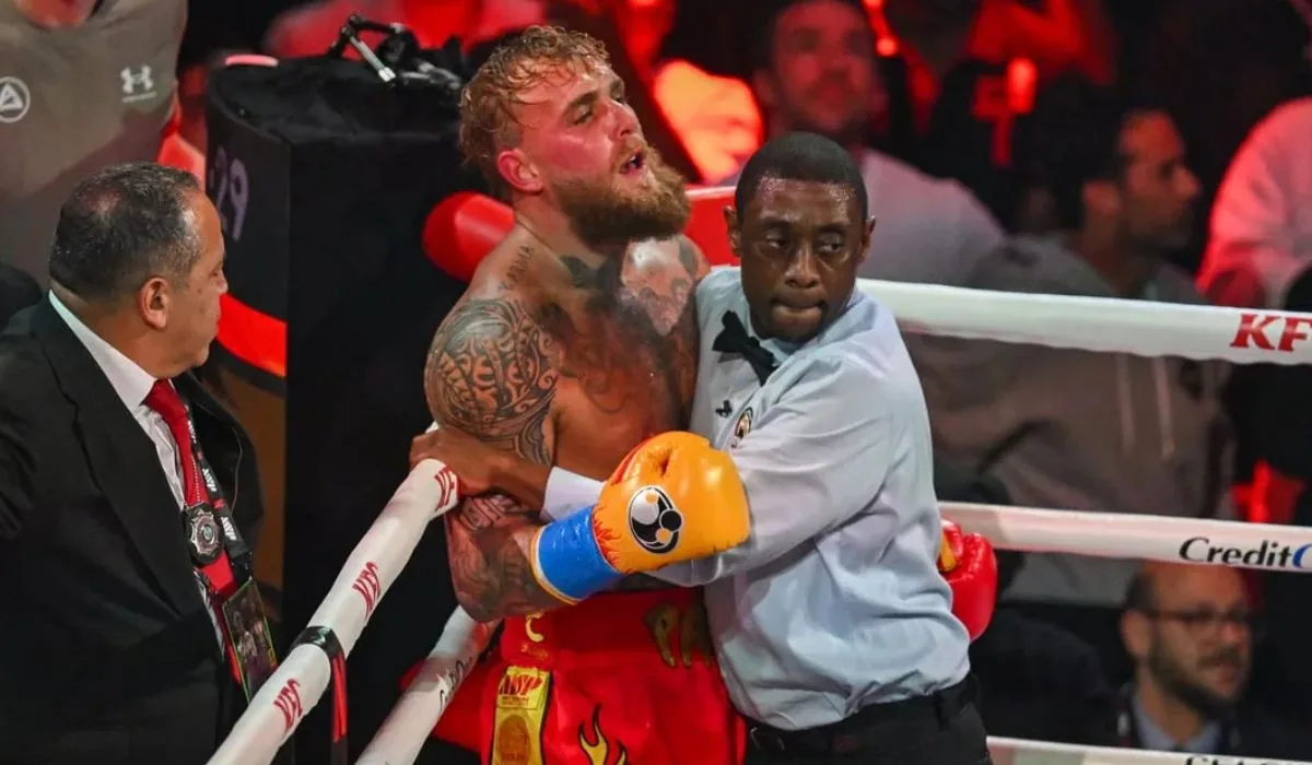 Szokujące sceny w ringu. Sędzia przerwał walkę i zwrócił się do Joshuy oraz Paula