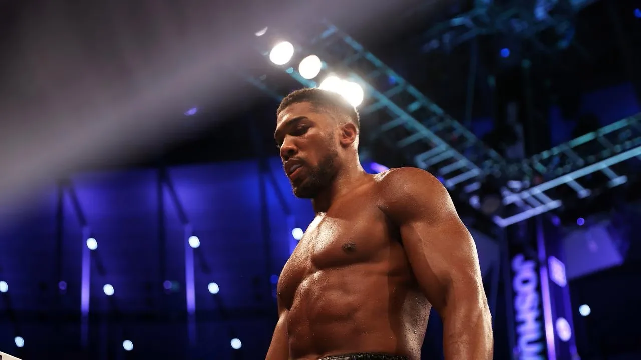 Ujawniono szczegóły po wypadku Joshuy. Znamy stan zdrowia pięściarza oraz tożsamość ofiar