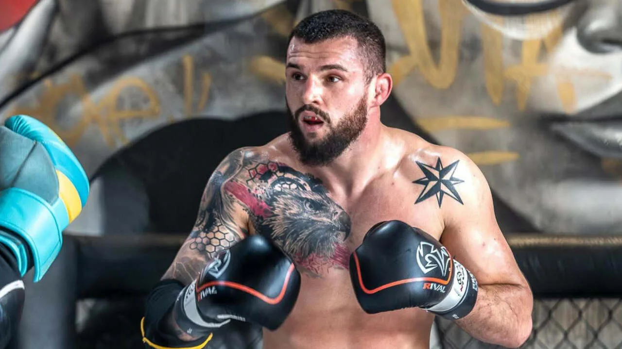 „Największe wyzwanie w mojej karierze” – Cezary Oleksiejczuk z chłodną głową przed debiutem w UFC