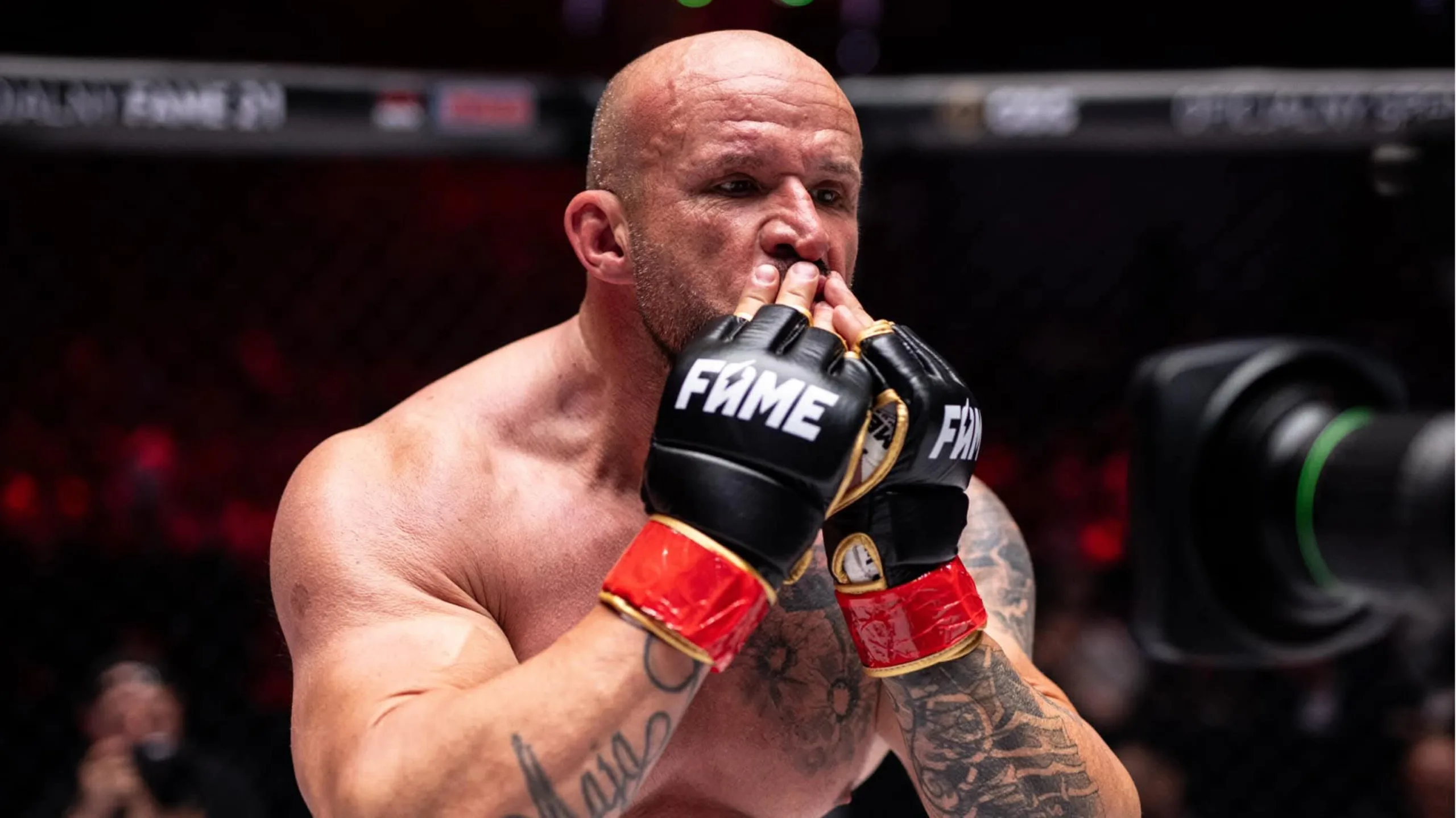 Tomasz Oświeciński wygrywa w sądzie z Nikolą Milanoviciem. Zapadł wyrok