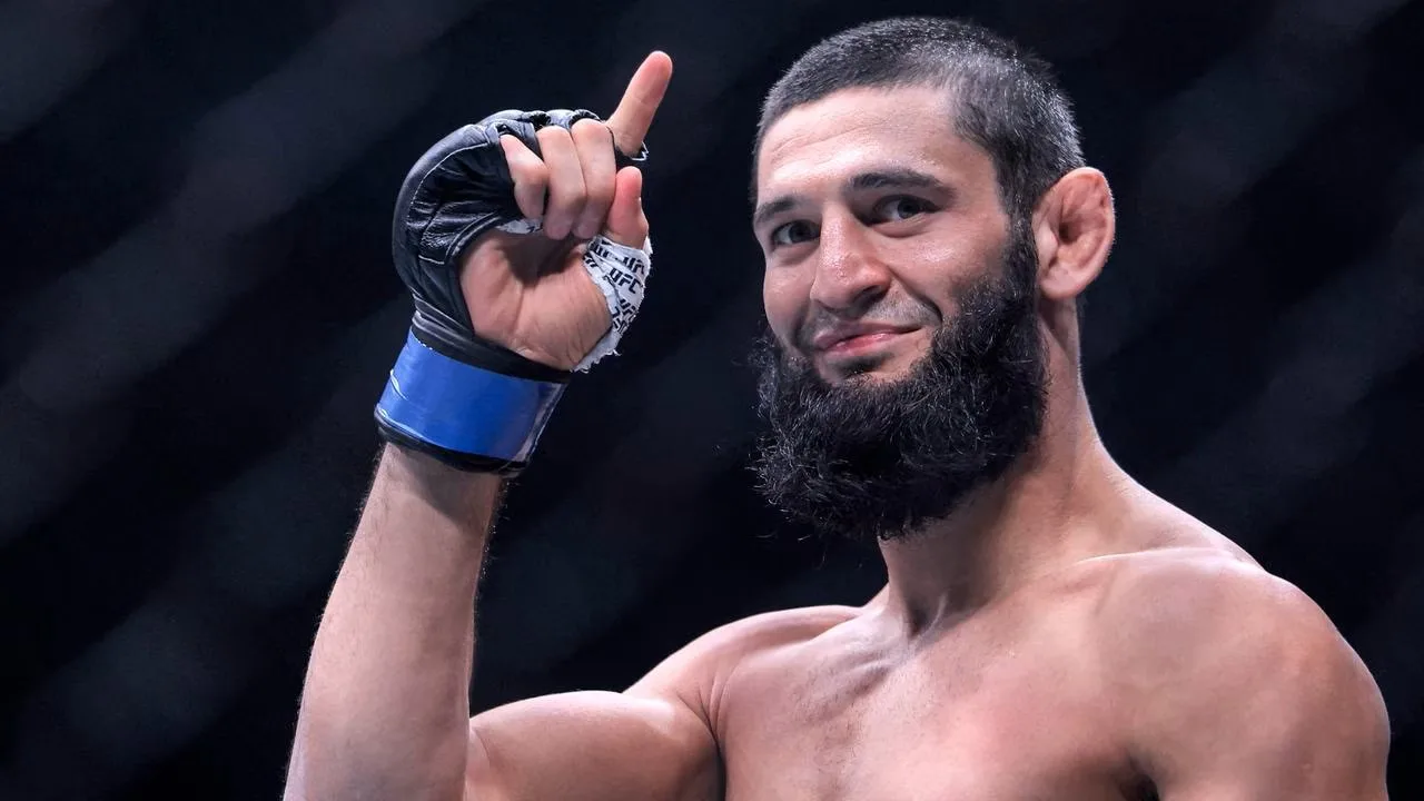 Chimaev znowu wyzwał do walki Alexa Pereirę. Podał choćby konkretną datę