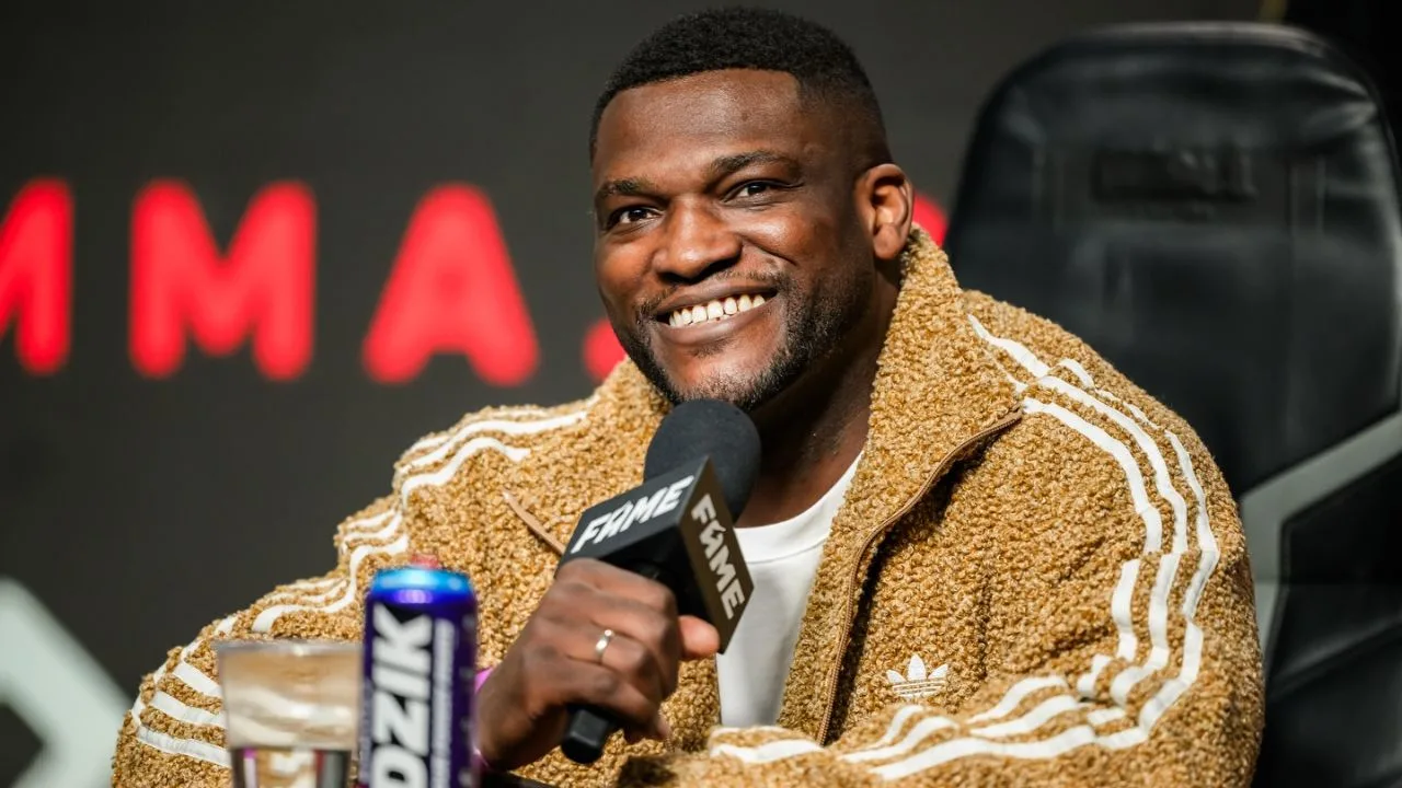 Izu Ugonoh – Wiek, Waga, Wzrost, Walki, Fame MMA