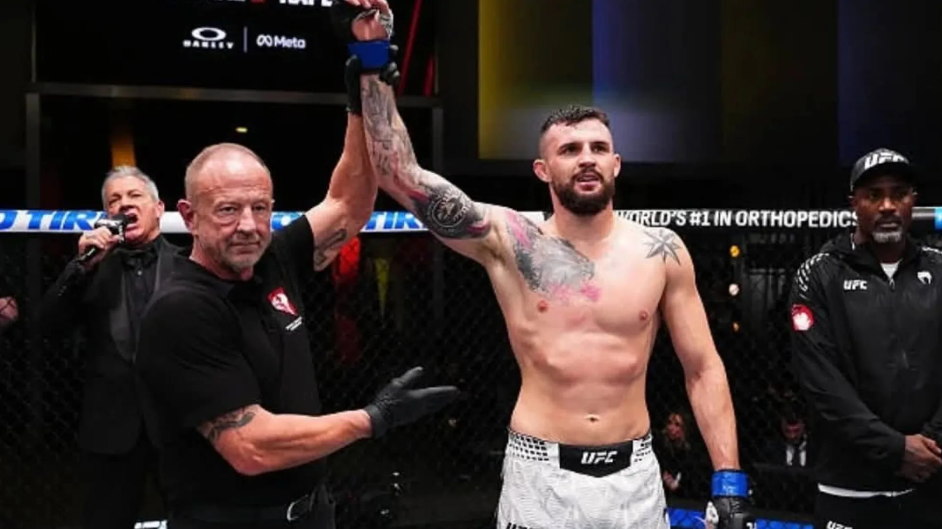 Nowe informacje ws. zdrowia Cezarego Oleksiejczuka. Zawodnik UFC już po operacji