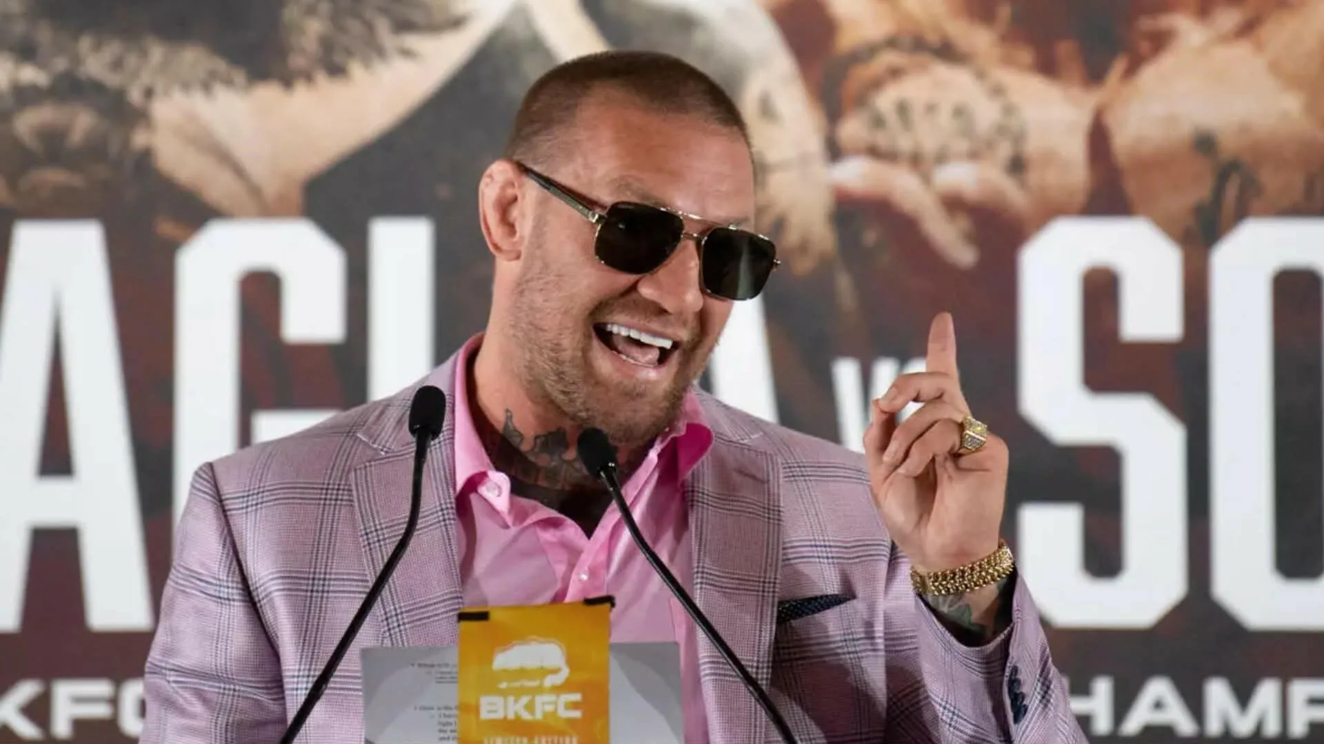 Conor Mcgregor zawalczy na gali w Białym Domu? Szef UFC wyjaśnia