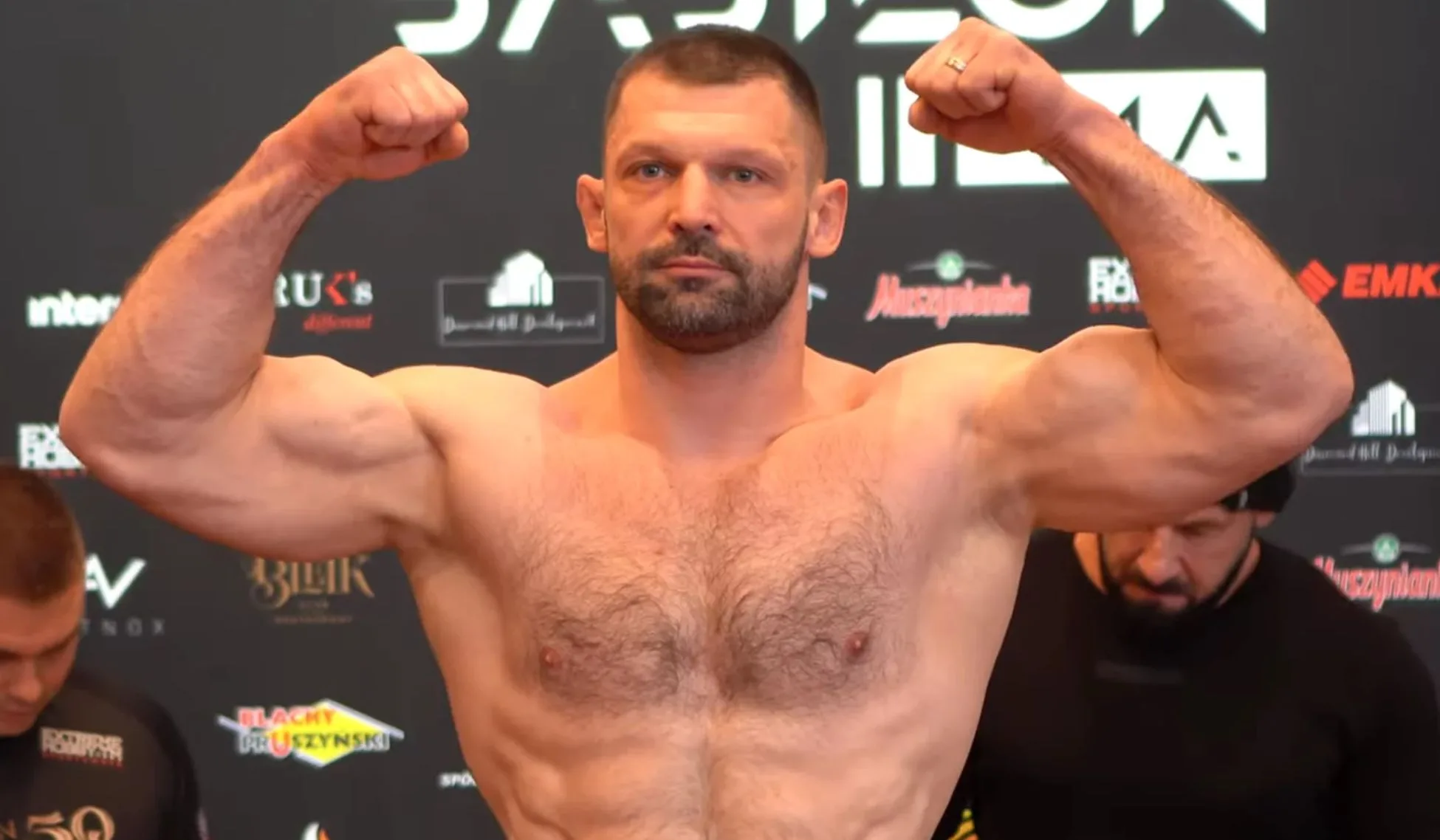 „Zbierają jeszcze walizki pieniędzy” – Okniński tłumaczy fiasko rozmów KSW z Kołeckim