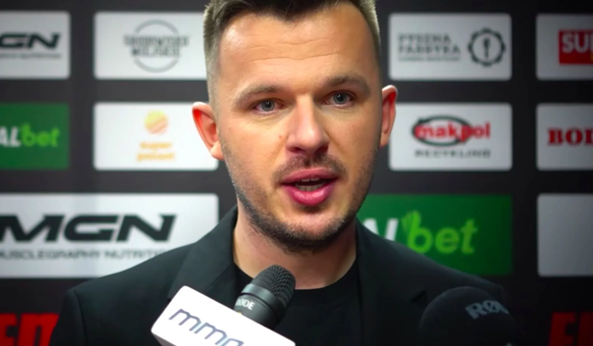 Zaskakująca decyzja FEN. Organizacja wprowadza żółte kartki za unikanie walki