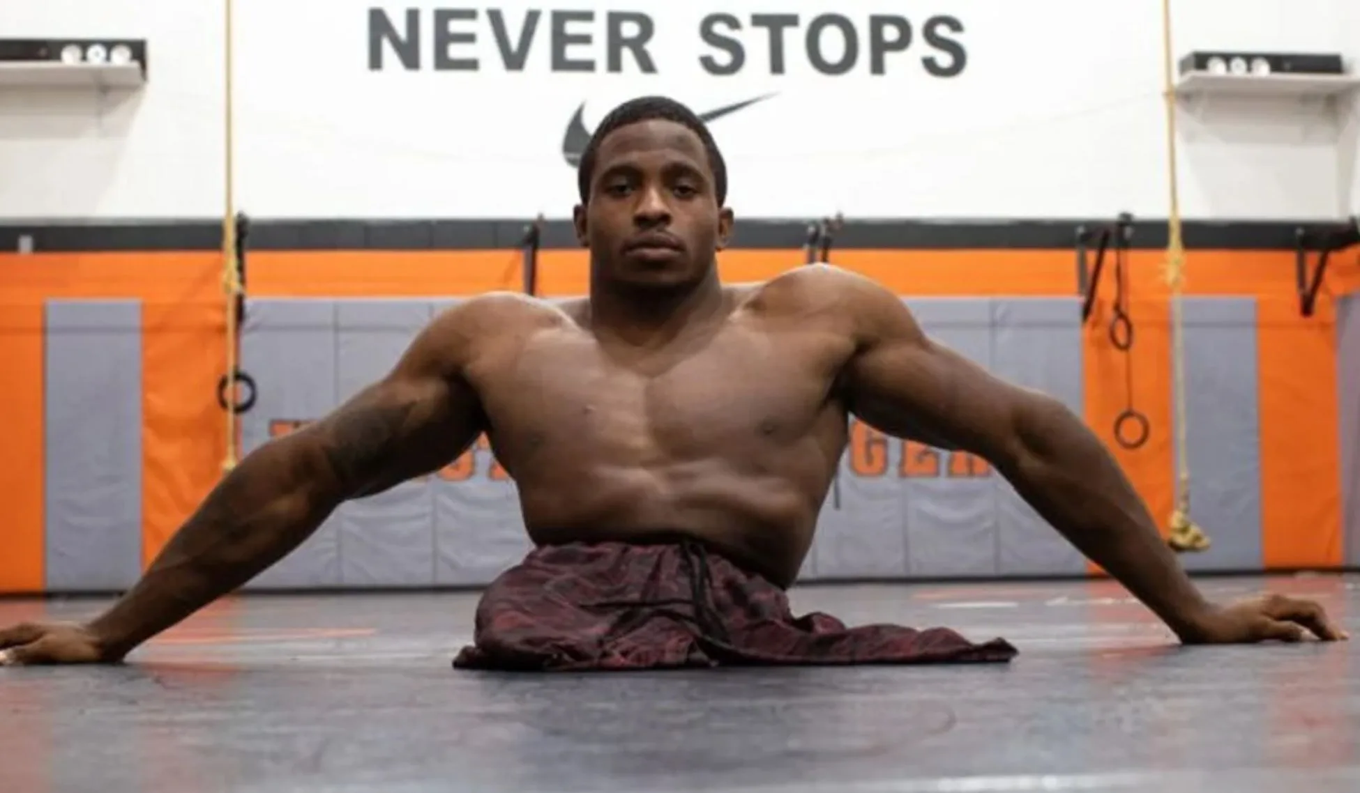 Szokujące słowa zawodnika UFC. „On nie ma stóp, a ja umiem tylko dźwignię na stopę”