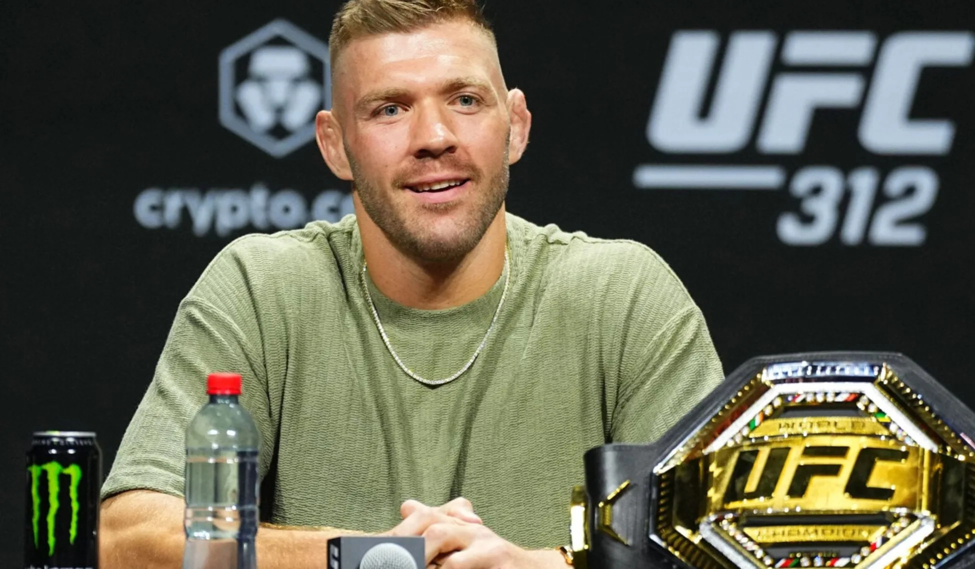 Du Plessis chce rewanżu z Chimaevem. Zapowiada zmiany