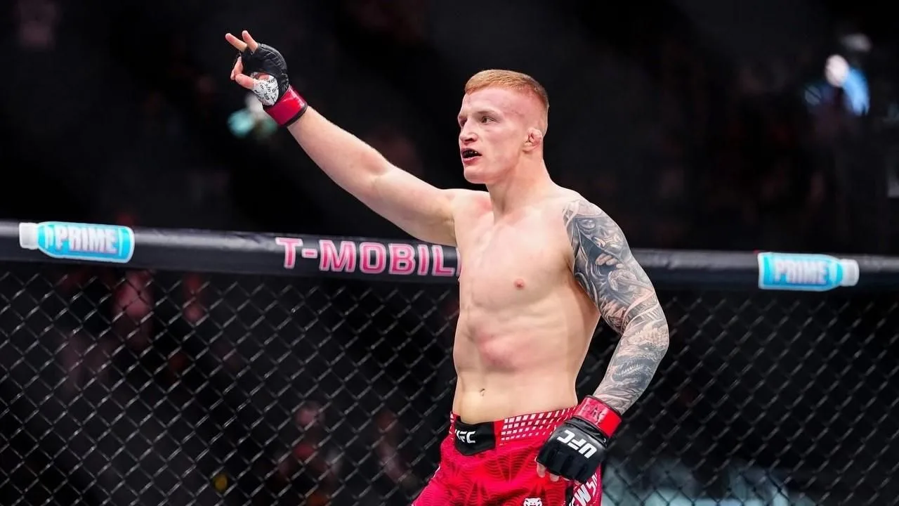 UFC ogłosiło walkę Iwo Baraniewskiego. Znamy rywala, miejsce i datę