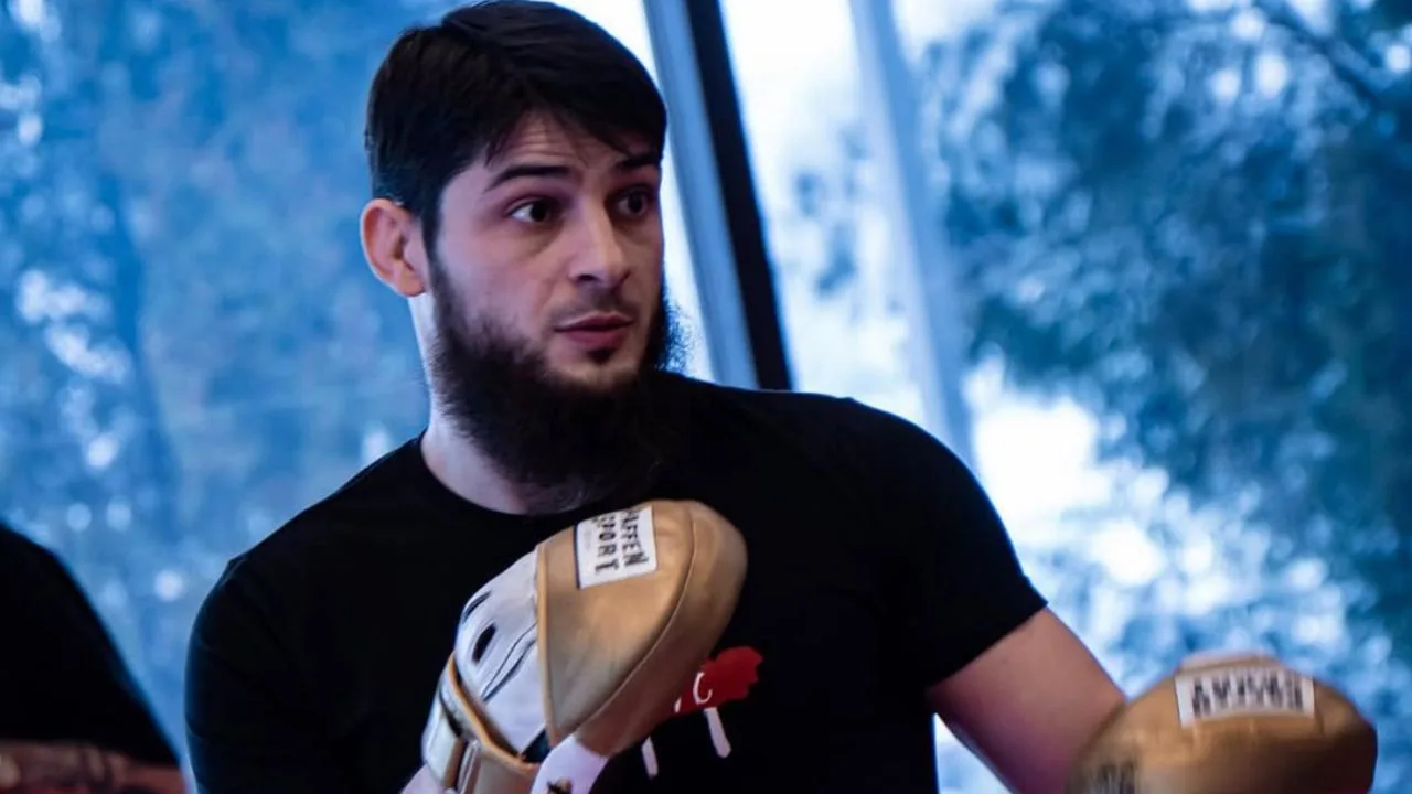 Anzor Azhiev – Wiek, Waga, Wzrost, Walki, Trener