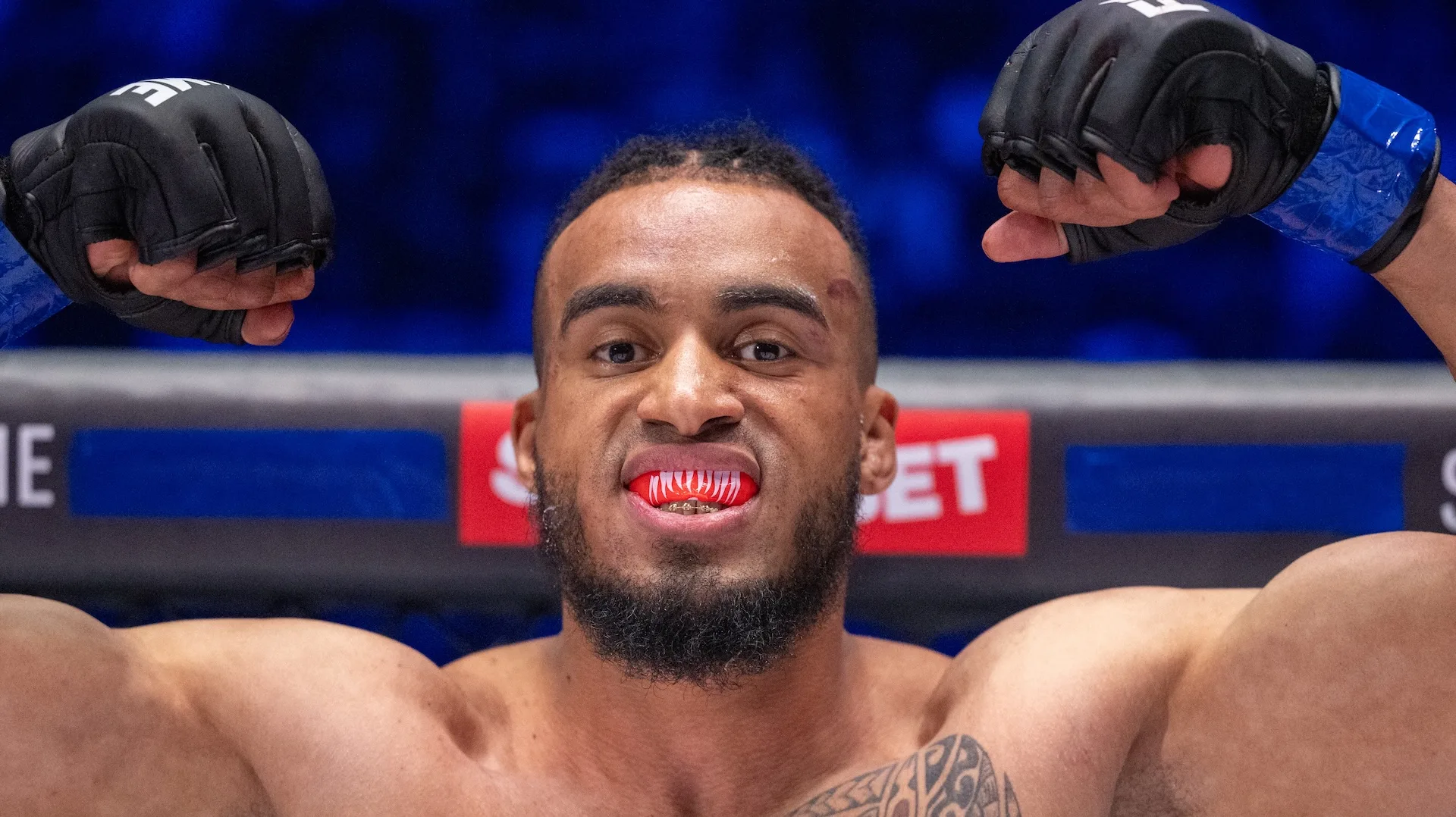 Alberto mistrzem FAME. Po nudnej walce wypunktował Wiewióra