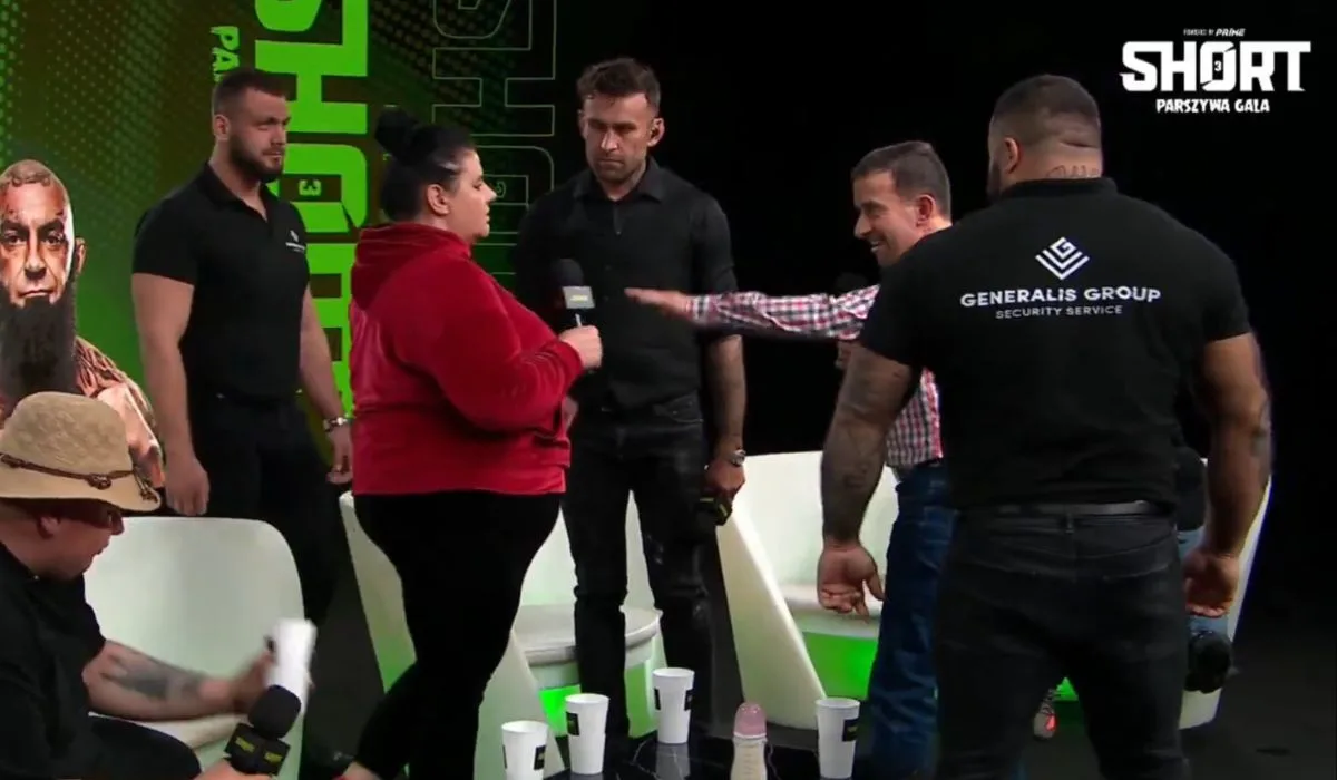 Awantura przed galą. Freak fighter starł się z kobietą, niskorosły ruszył w obronie