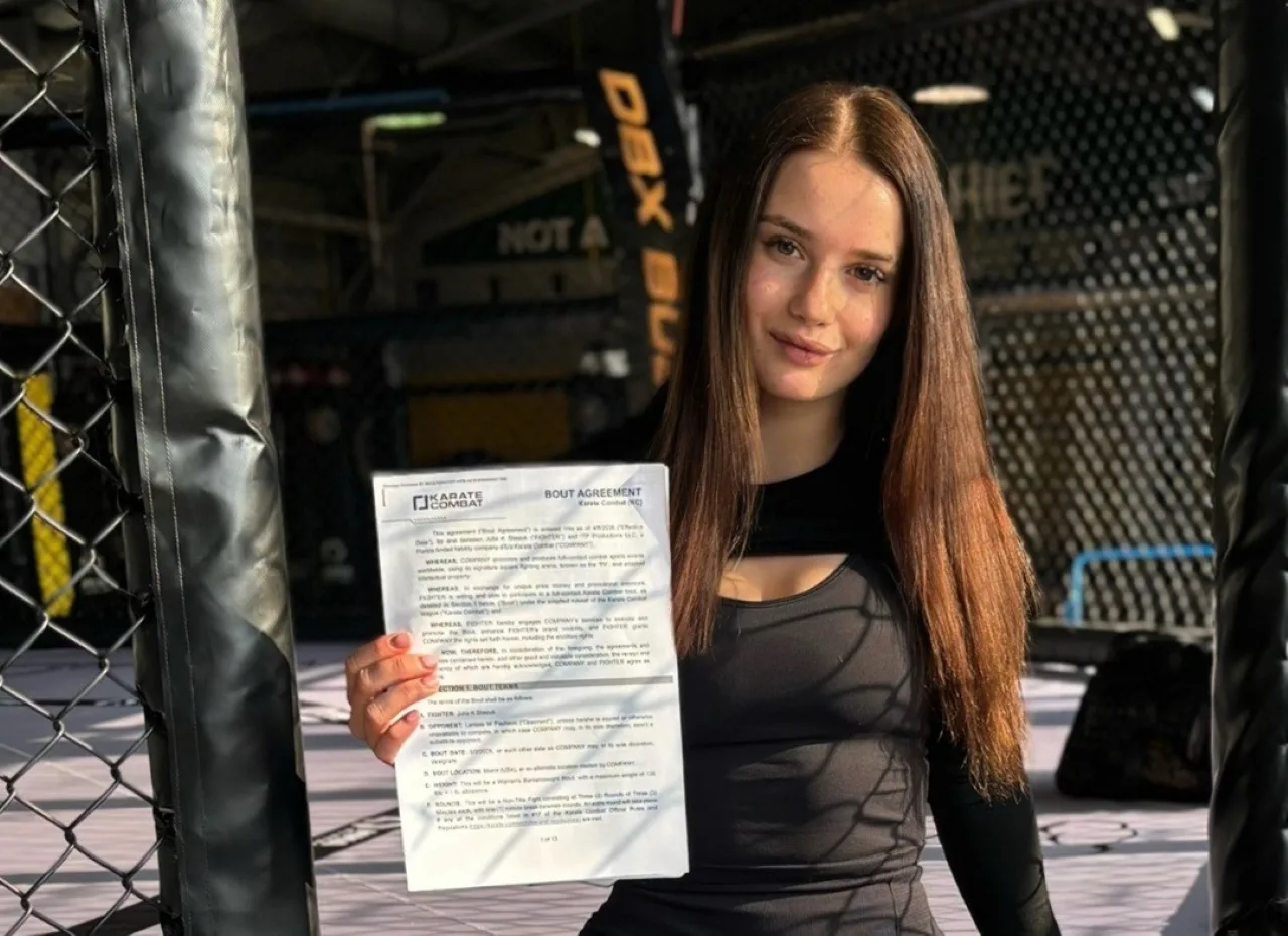 Julia Stasiuk pierwszą Polką w Karate Combat. Młoda zawodniczka podpisała kontrakt