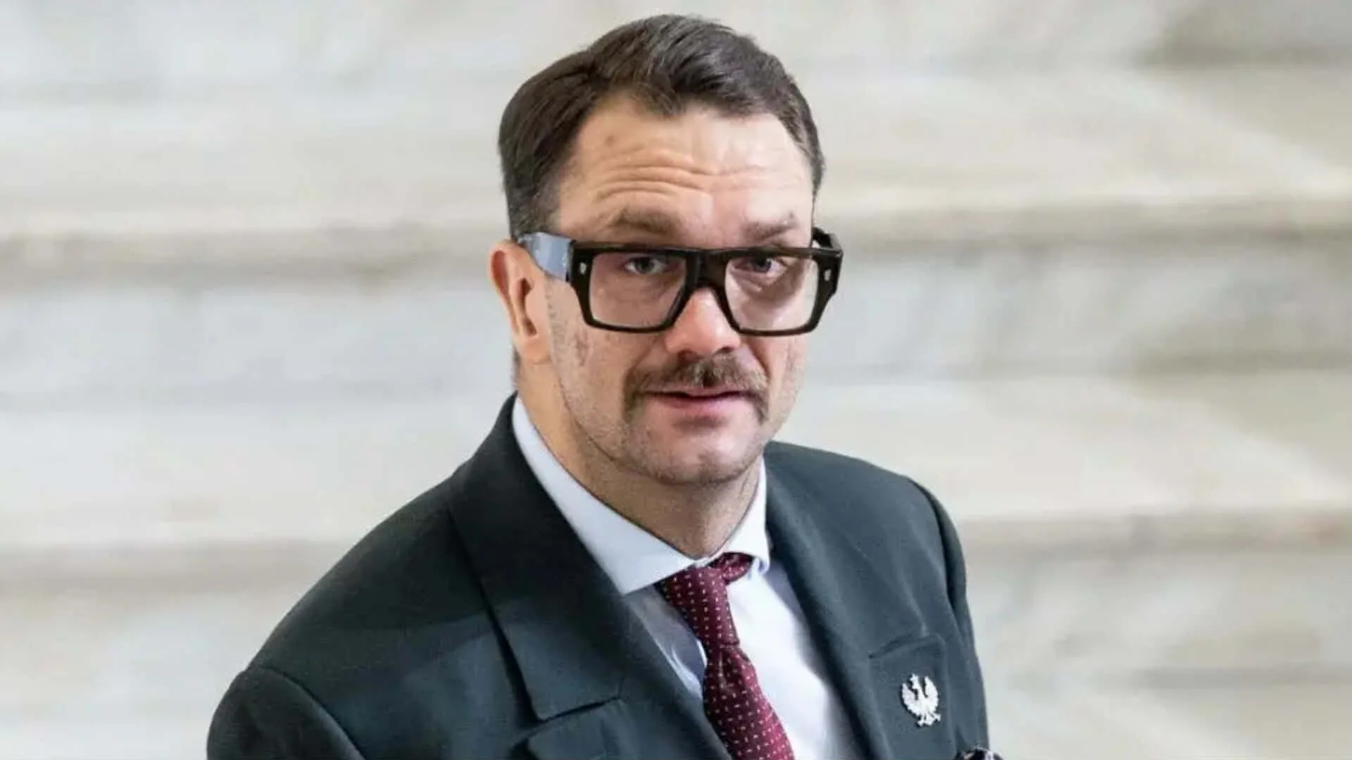 Łukasz Mejza wejdzie do klatki? Poseł rozważa debiut w MMA