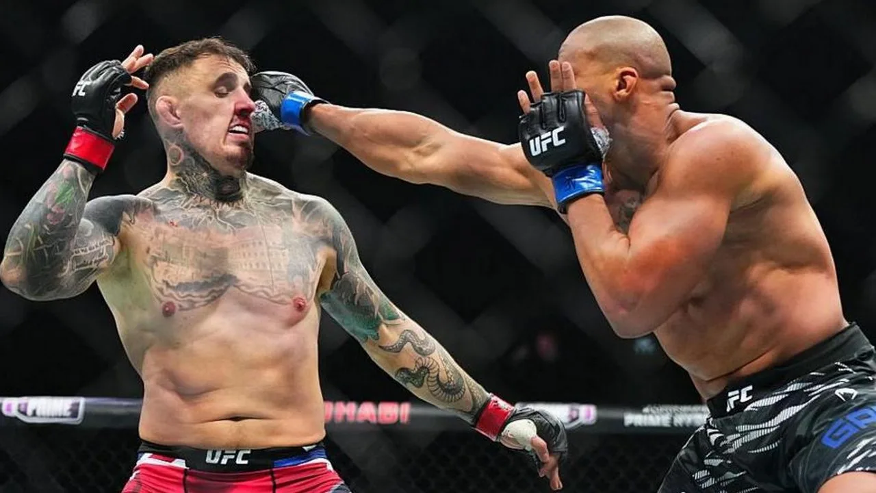 Ciryl Gane uderza w mistrza UFC. Ma on wyolbrzymiać swoją kontuzję