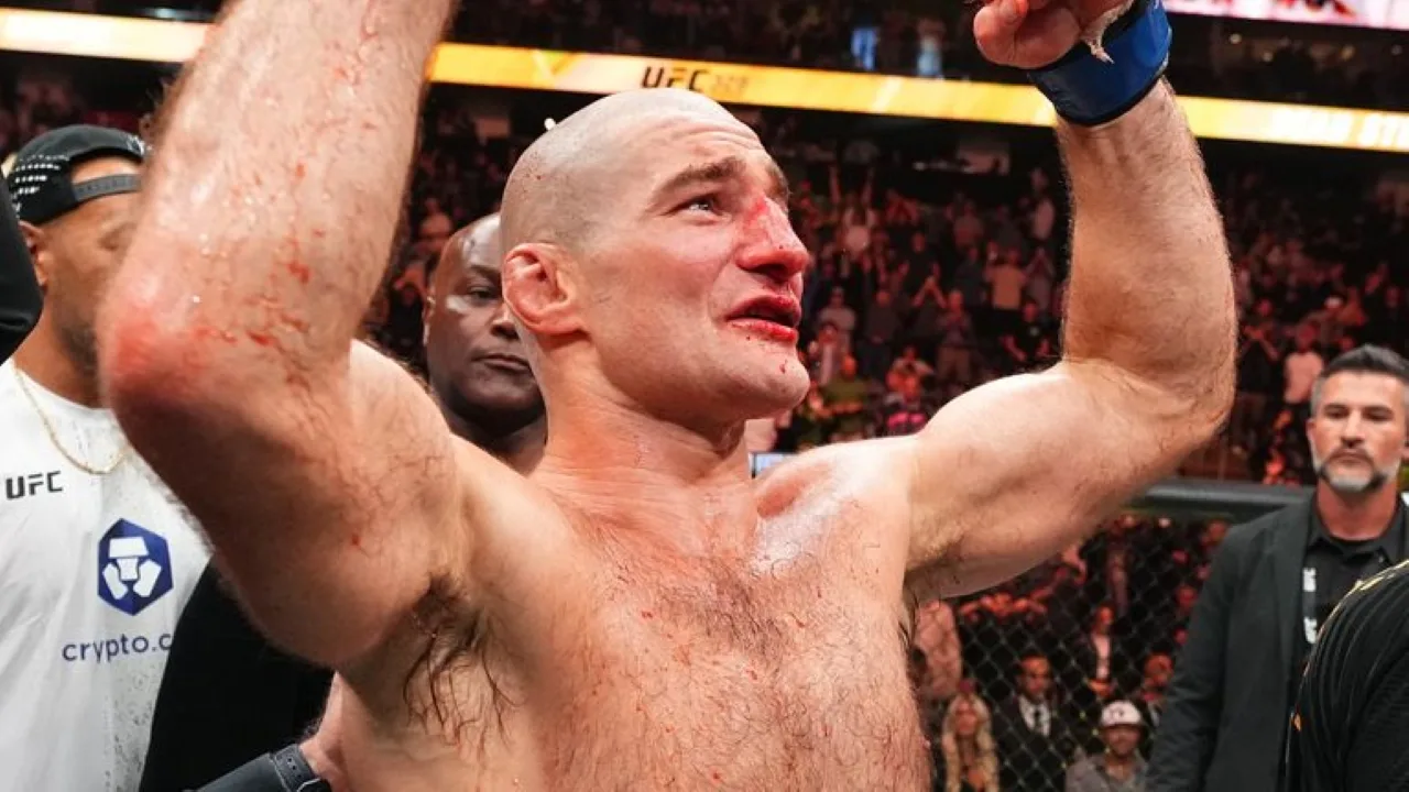 Sensacja i złamany nos. Tak wygląda twarz nowego mistrza UFC po walce
