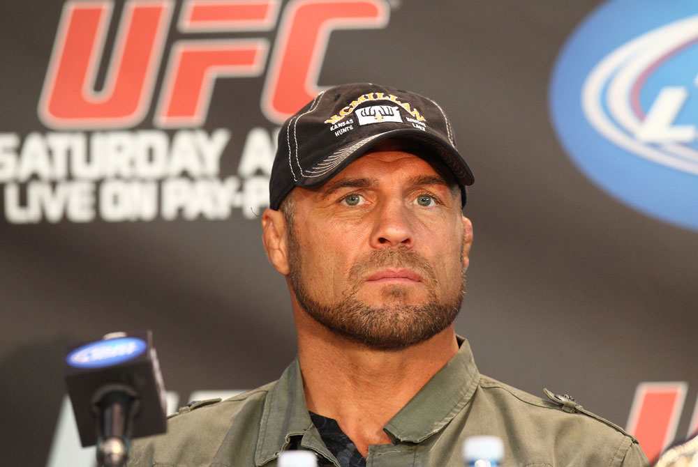 Рэнди кутюр. Рэнди Кутюр (Randy Couture). Рэнди Дуэйн Кутюр. Кутюр боец юфс.