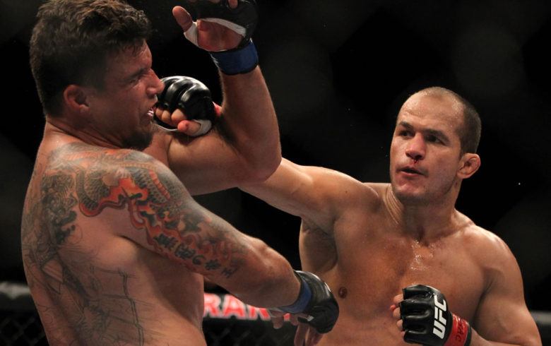 Czekając na UFC Minneapolis: tak nokautuje Junior dos Santos [WIDEO]