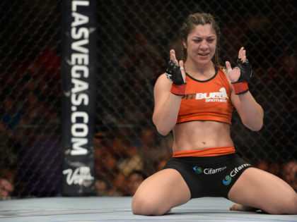 Bethe Correia vs. Irene Aldana na UFC 237 w Brazylii