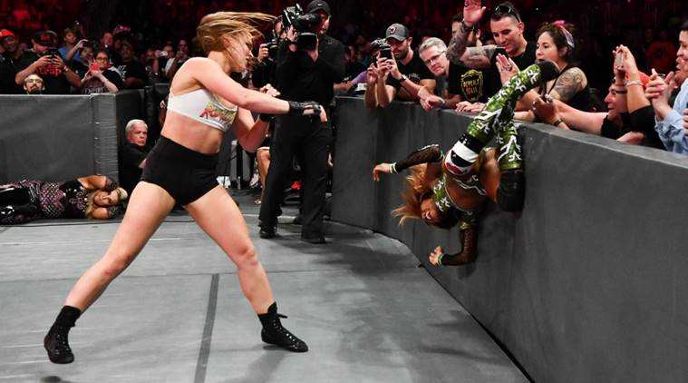 Ronda Rousey wygrywa w WWE