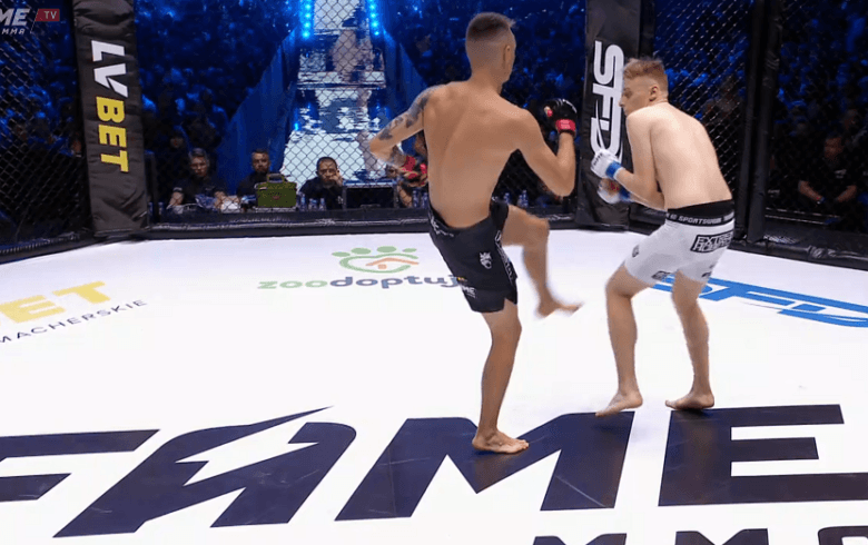 Fame MMA 5 wyniki: Dawid Malczyński znokautował ciosem na wątrobę Tomasza Olejnika