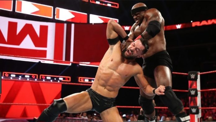 Gwiazdor WWE chce walczyć na gołe pięści w 2021 roku