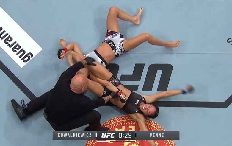 UFC 265 Karolina Kowalkiewicz