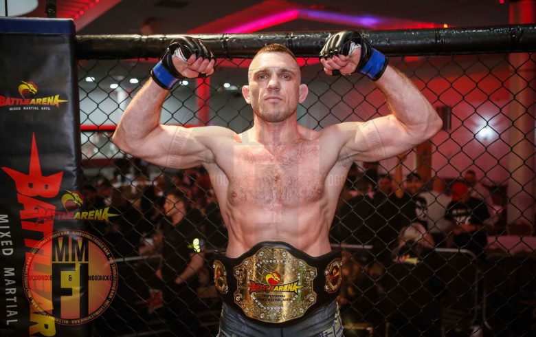 Łukasz Świrydowicz mistrzem Battle Arena MMA