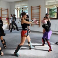 Girls Camps Kickboxing Muaythai